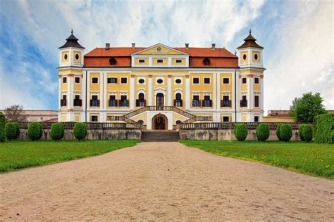 Road To Milotice Castle in South Moravia, Popular Travel Destination in ...