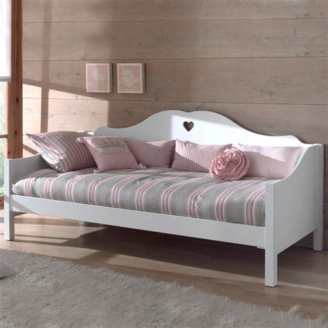 Amori Kids White Day Bed In White - Kids Beds | Cuckooland