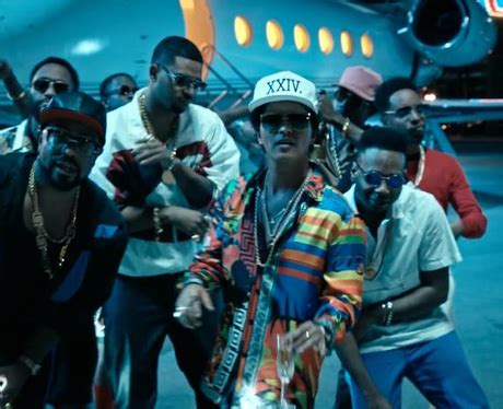 No.4: Bruno Mars - '24K Magic' - This Week's Top 10 (9th October 2016 ...