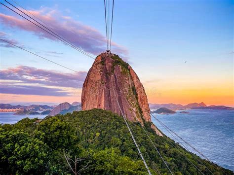 Sugarloaf Mountain Cable Car Ride Stock Photo - Image of ride, blue ...