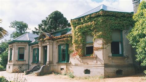 ART and ARCHITECTURE, mainly: Castlemaine: 1850s and 1860s glory