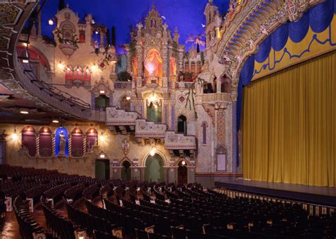 50 Towns With the Most Majestic Old Theaters - Budget Home Theater