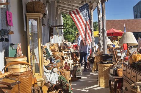 Flea Market Meaning: Why Is It Called A Flea Market?