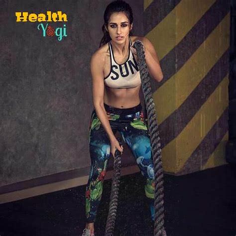 Disha Patani Workout Routine And Diet Plan - Health Yogi