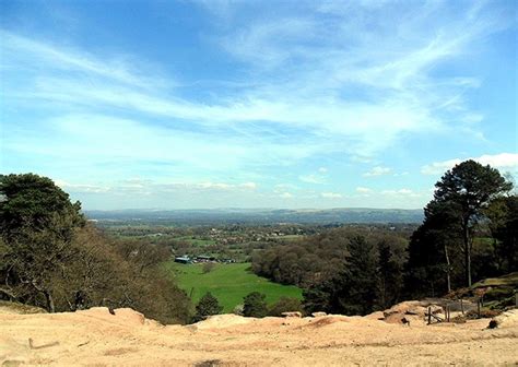 Alderley Edge View © Brian Frost cc-by-sa/2.0 :: Geograph Britain and Ireland