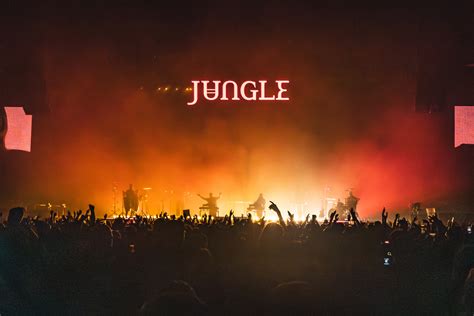 Jungle’s ‘Volcano’ tour charms at the Kia Forum - Daily Trojan