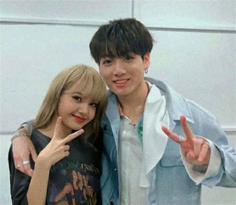 Lalisa Manoban-Still Dating her Boyfriend? Net Worth 2021, Age & Height