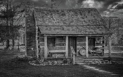 Cabin at David Crockett Birthplace State Park Photograph by Times Like ...