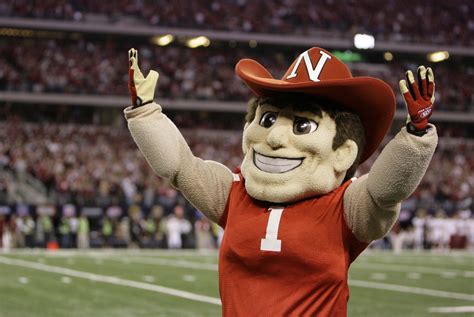 Nebraska Cornhuskers news: Football staffer salaries, new addition, more