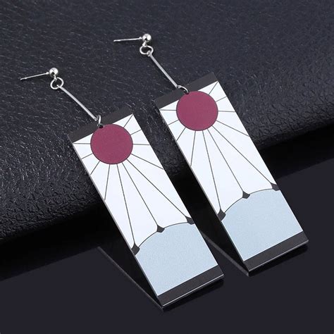 TANJIRO HANAFUDA EARRINGS | Joyería personalizada, Aretes, Joyas friki