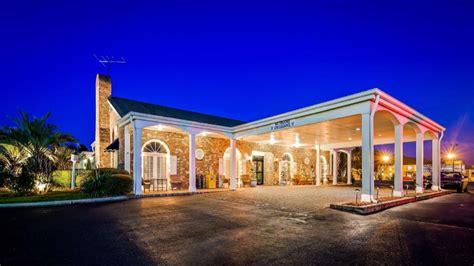 Best Western PLUS Santee Inn Hotel (Santee (SC)) - Deals, Photos & Reviews