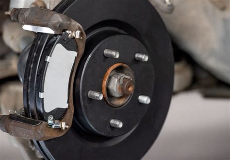 What is a Disc Brake System (Disc Brakes Explained) - AutoZone