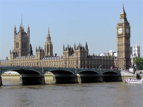 File:Houses.of.parliament.overall.arp.jpg - Wikipedia