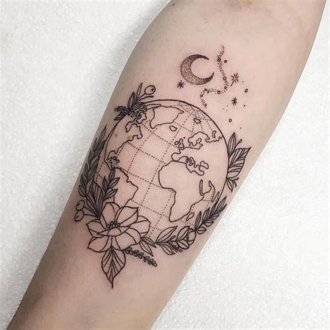 geometric tattoo pattern #Geometrictattoos | Globe tattoos, Simplistic tattoos, World map tattoos