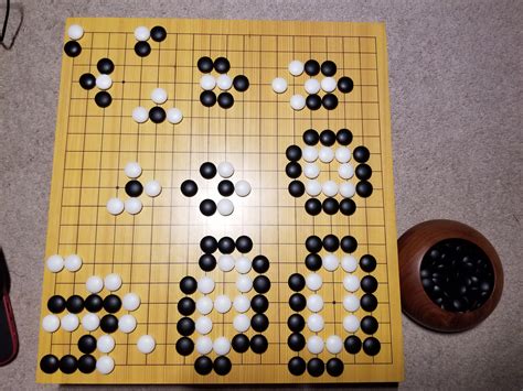 Black to learn the rules. : r/baduk