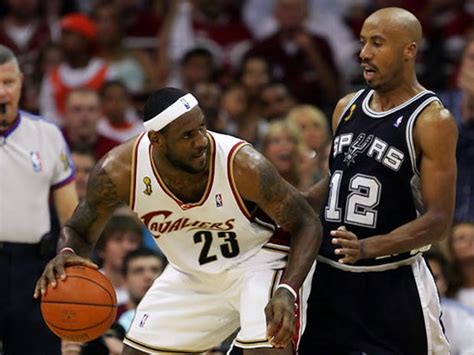 2007 NBA Finals : Game Three - Photo 1 - Pictures - CBS News