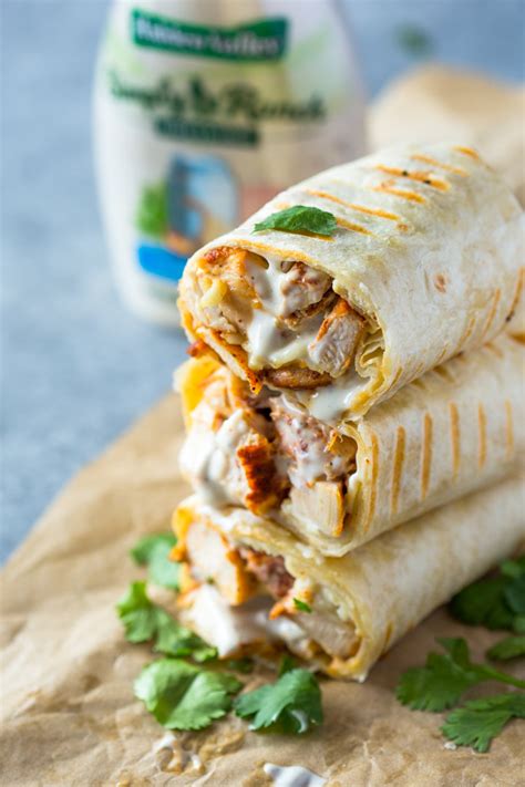 20 Healthy Sandwiches and Wraps for Weekday Lunch | StyleCaster