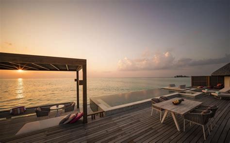 Four Seasons Maldives at Kuda Huraa unveils new water suites – Hotelier ...