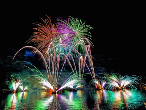 EPCOT Center - Fireworks Friday!! | I think it's been done b… | Flickr