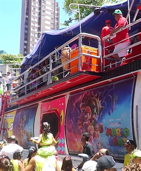 File:TSMBM Salvador, Brazil Carnival.png - Super Mario Wiki, the Mario ...