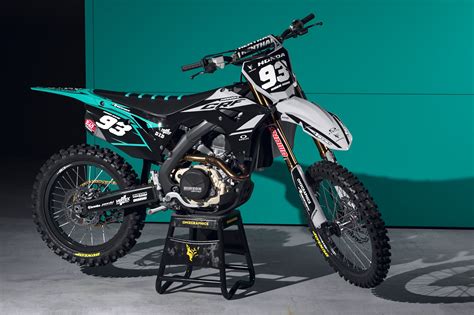 HONDA GRAPHICS KIT ‘CORE 2’ | Custom dirt bike, Dirt bike riding gear, Dirt bike gear