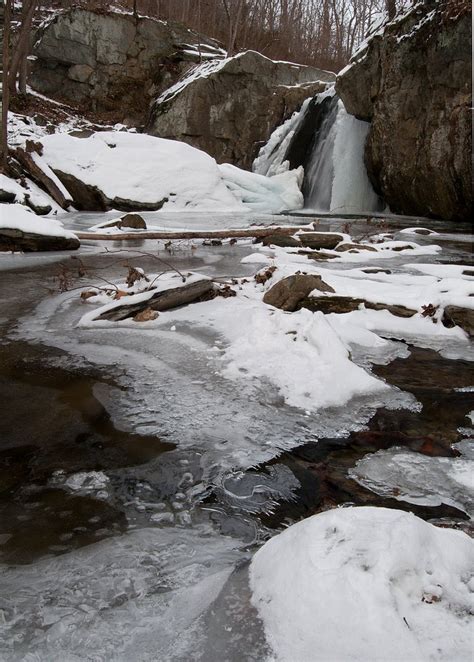 5 Frozen Waterfalls In Maryland To Explore This Winter