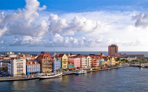 Colorful Island of Curacao | A Pondering Mind