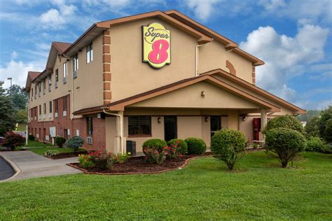 Super 8 by Wyndham Abingdon VA | Abingdon, VA Hotels