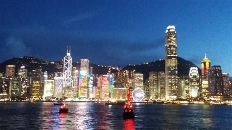 Hong Kong Skyline | Momentous Asia Travel & Events