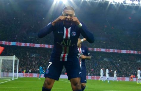 PSG : Kylian Mbappé explique sa célébration remarquée face à l'OM