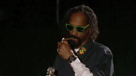 Snoop Dogg GIF - Find & Share on GIPHY