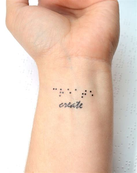 Maken van Braille Tattoo Braille tijdelijke Tattoo Tattoo