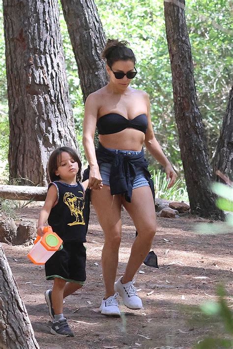 Eva Longoria In Daisy Dukes & Black Bikini With Son: Photos – Hollywood ...