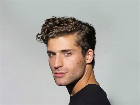 8 Best Curly Hairstyles for Men | Man of Many