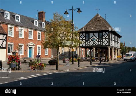 Royal wootton bassett hi-res stock photography and images - Alamy