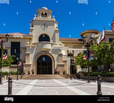 The Temecula California City Hall Stock Photo - Alamy