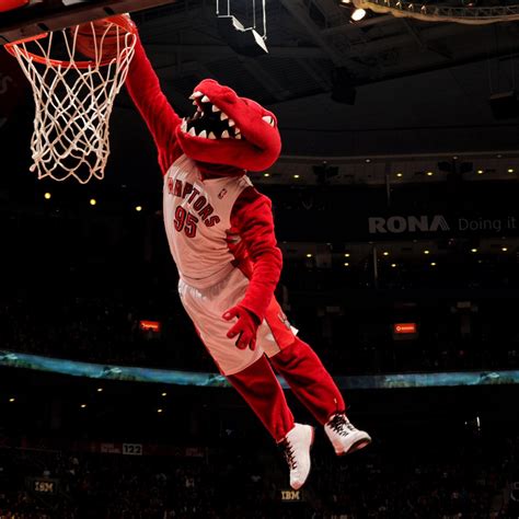 Strangest Mascot Injuries | News, Scores, Highlights, Stats, and Rumors | Bleacher Report