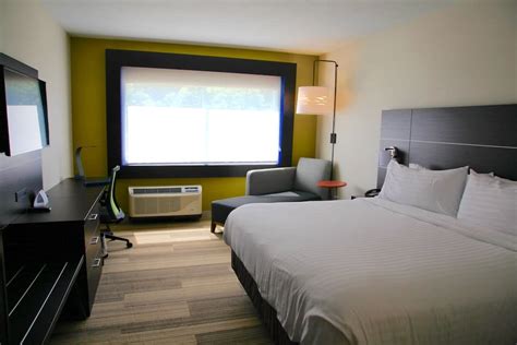 Holiday Inn Express & Suites Oswego, an IHG Hotel, Oswego (NY) | Best ...