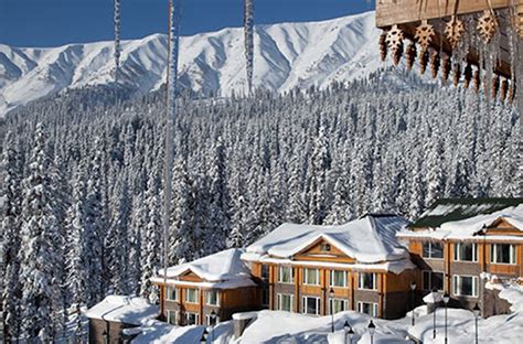 Khyber Himalayan Resort Gulmarg wins ‘Favourite Boutique Hotel’ for the 5th consecutive year