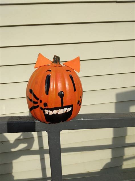 Dog Man Character Pumpkin Petey | Character pumpkins, Pumpkin books ...