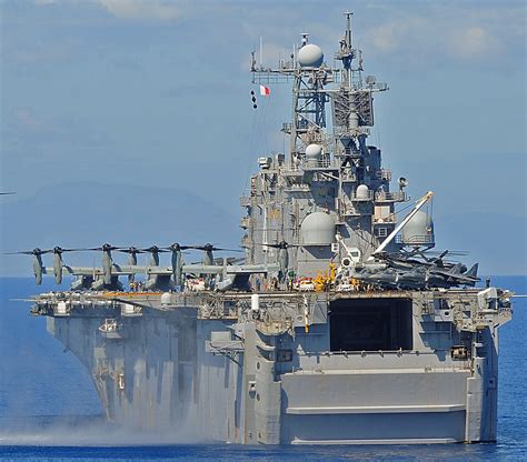 USS Nassau LHA-4 Tarawa class Amphibious Assault Ship US Navy