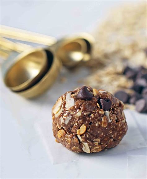 No-Bake Protein Energy Balls – Modern Honey