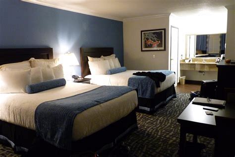 Regency Inn Los Angeles Rooms: Pictures & Reviews - Tripadvisor