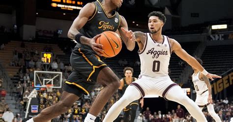 Texas A&M men's basketball team notches elusive comfortable win over ...