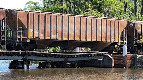 Railroad trestle collapses, leaving train stopped for hours - Railway Track and Structures