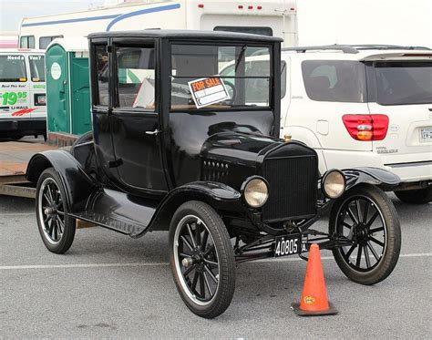 1923 Ford Model T coupe | Ford models, Model t, Classic cars