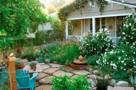 10 Cottage Gardens That Are Just Too Charming For Words (PHOTOS) | HuffPost