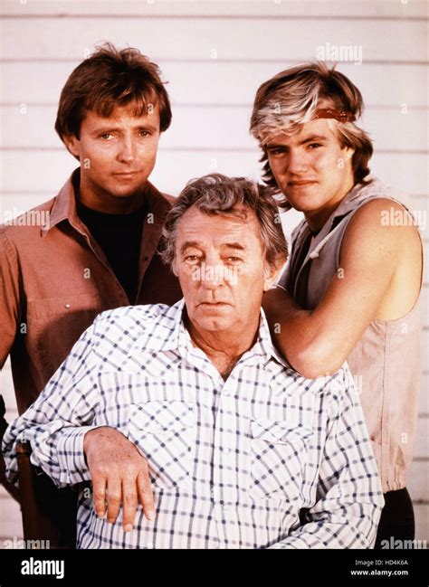 PROMISES TO KEEP, from left: Christopher Mitchum, Robert Mitchum, Bentley Mitchum, 1985, © CBS ...