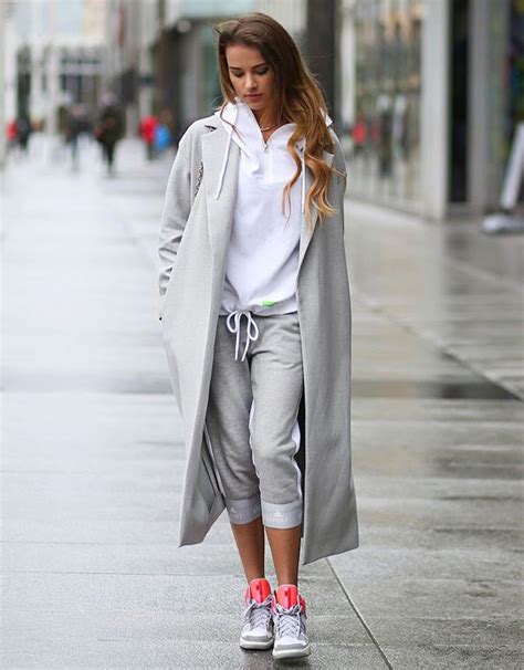 Street Style & Fashion Tips | Athleisure trend, Athleisure fashion, Sports chic outfit