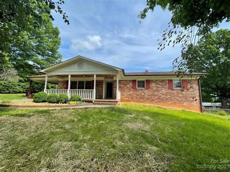 Lenoir, NC Real Estate - Lenoir Homes for Sale | realtor.com®